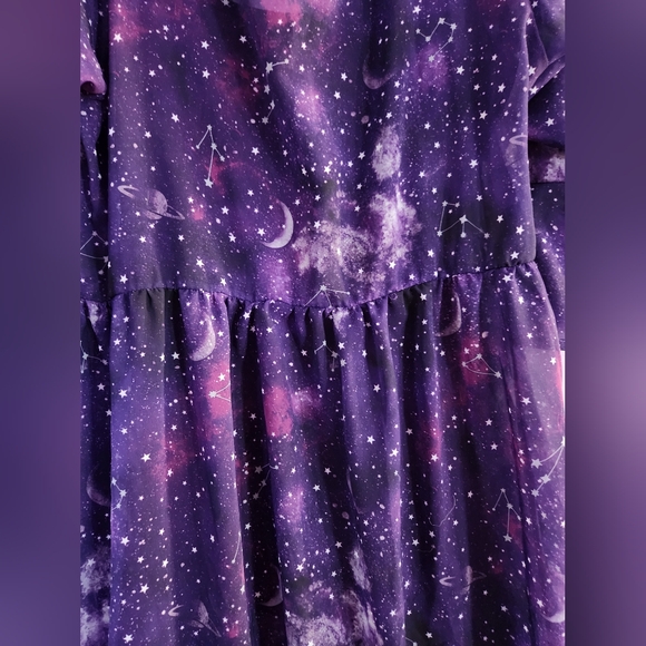 Hot topic plus size 0 starry dress - Picture 8 of 8